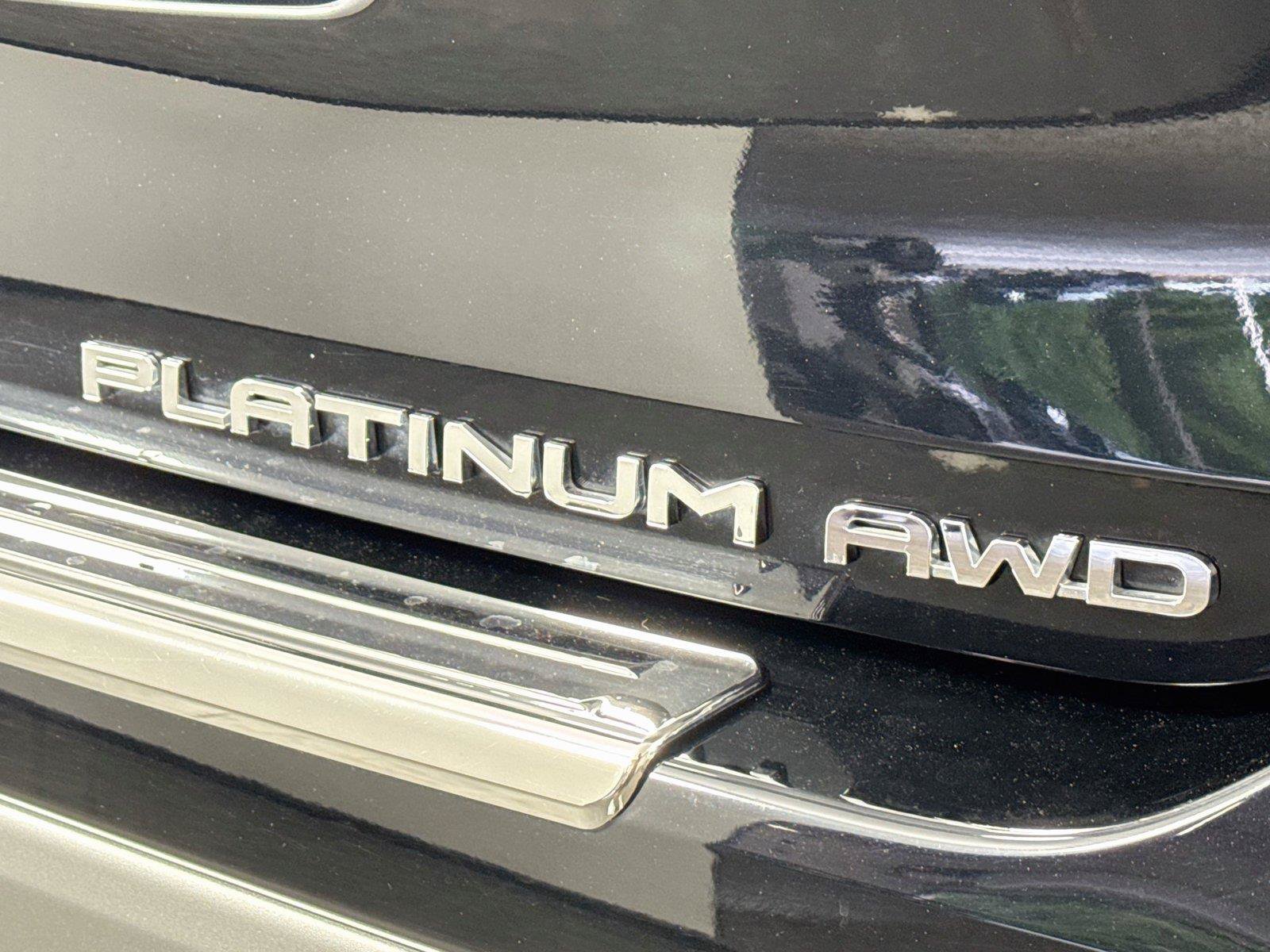 Certified 2025 Toyota Highlander Platinum AWD/4WD image 15