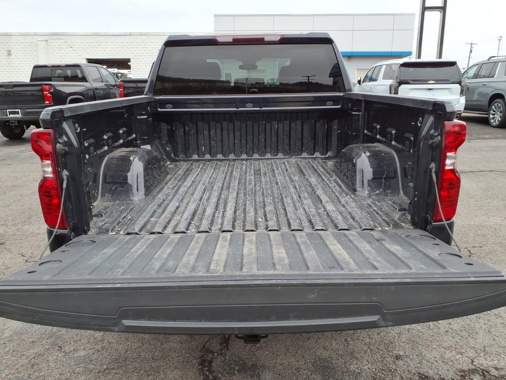 Used 2024 Chevrolet Silverado 1500 LT image 18