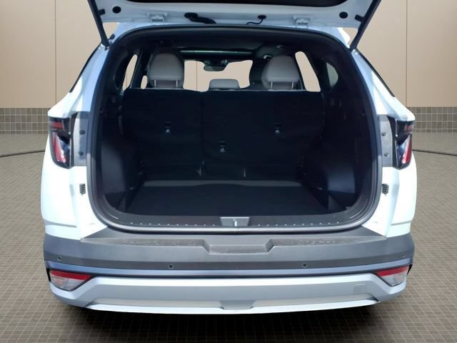 Used 2025 Hyundai Tucson Limited AWD/4WD image 11