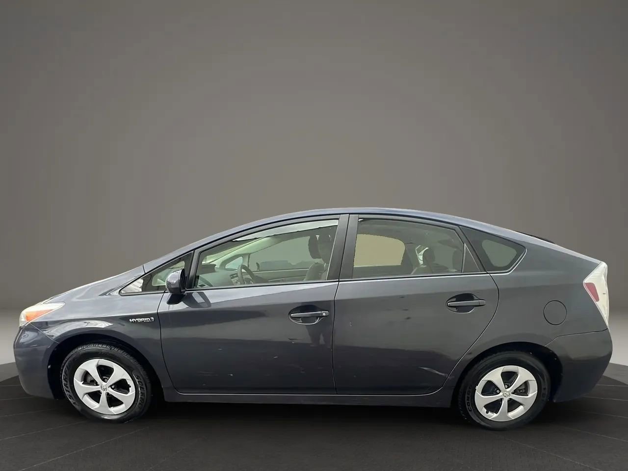Used 2014 Toyota Prius One image 8
