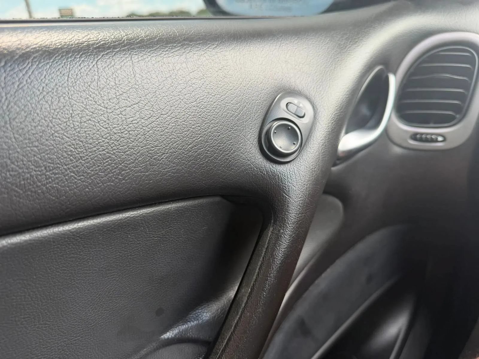 Used 2004 Pontiac GTO RWD image 14