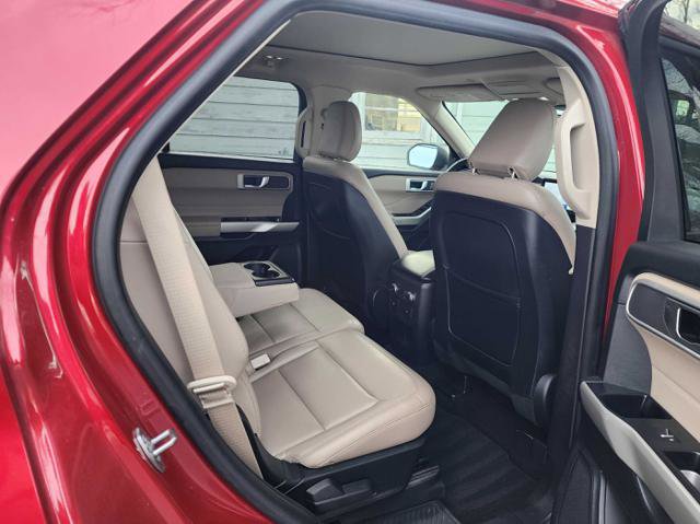 Used 2020 Ford Explorer XLT w/ Equipment Group 202A image 17