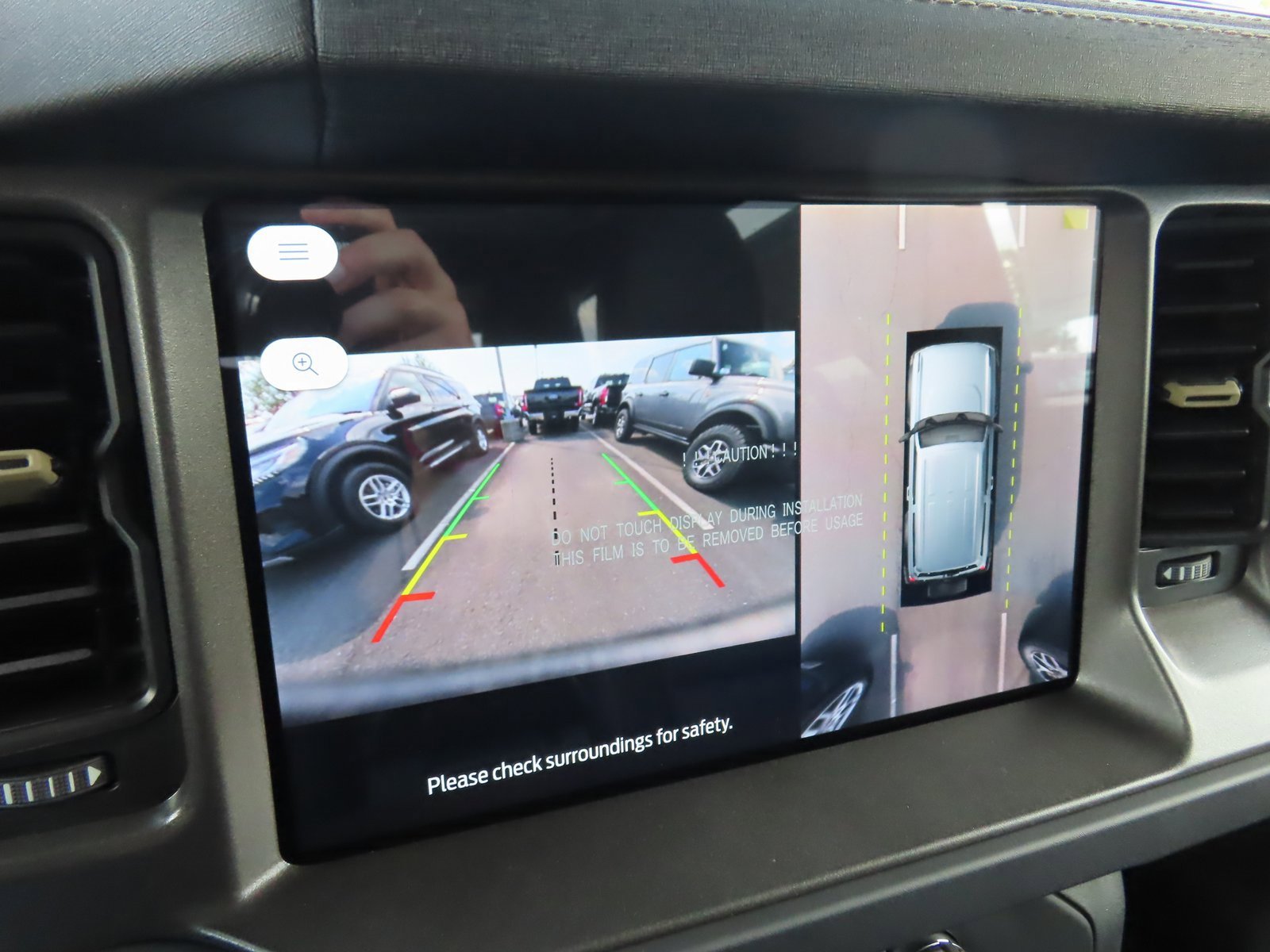 New 2025 Ford Bronco Badlands image 14