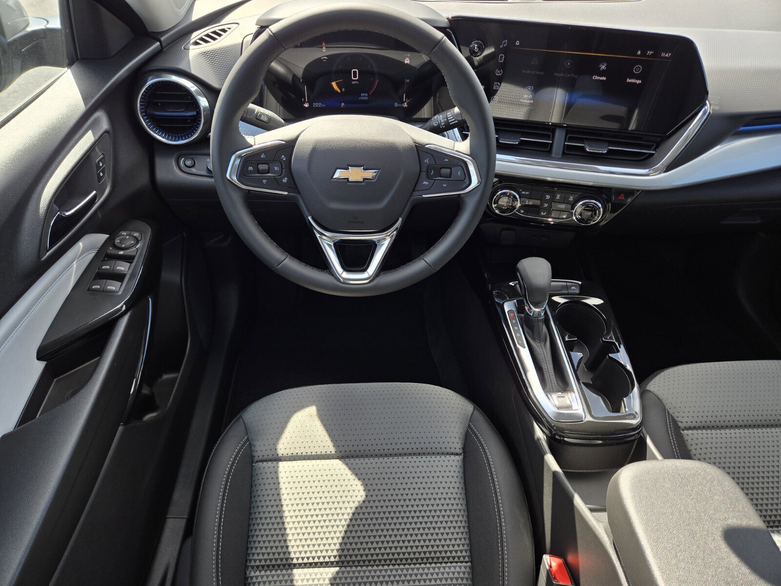 New 2026 Chevrolet Trax LT w/ Driver Confidence Package image 10