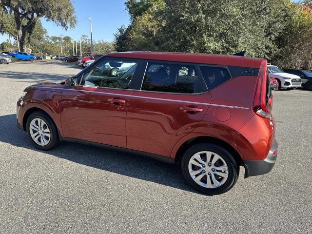Used 2021 Kia Soul LX image 4