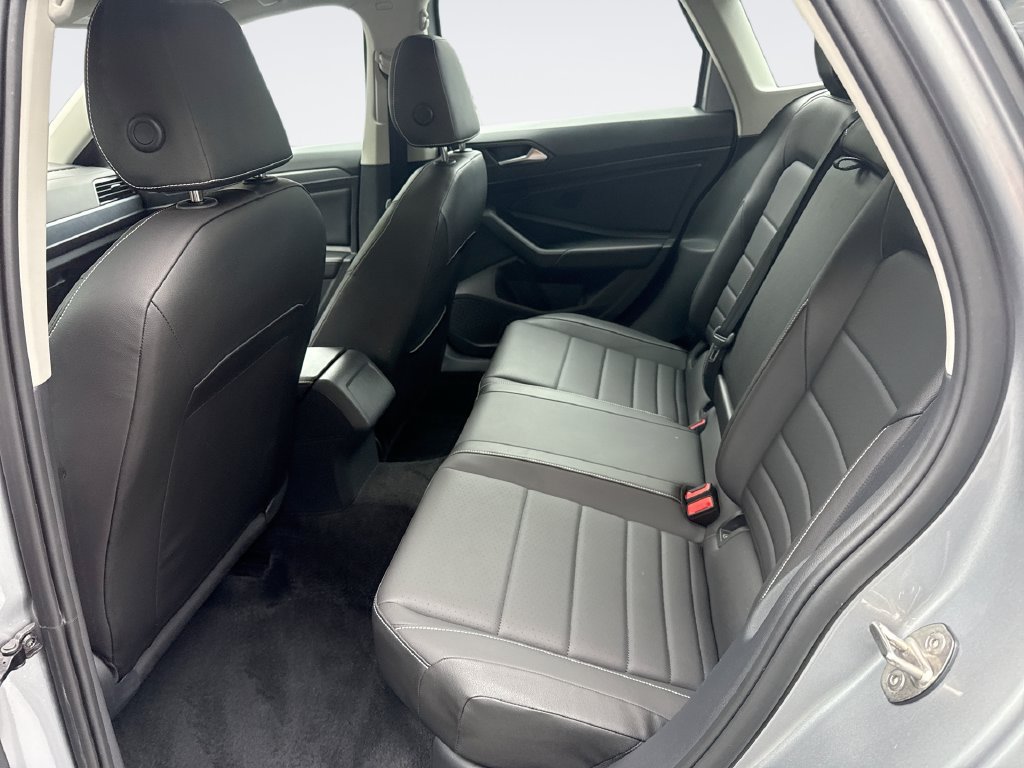 Used 2023 Volkswagen Jetta SE FWD image 24