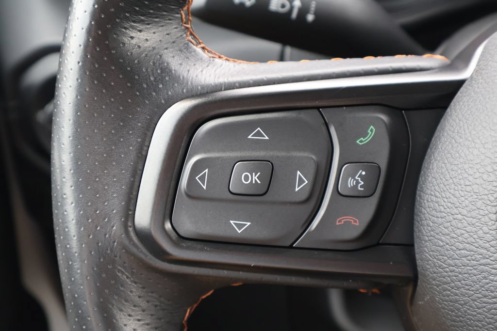 Used 2024 Jeep Gladiator Mojave AWD/4WD image 8