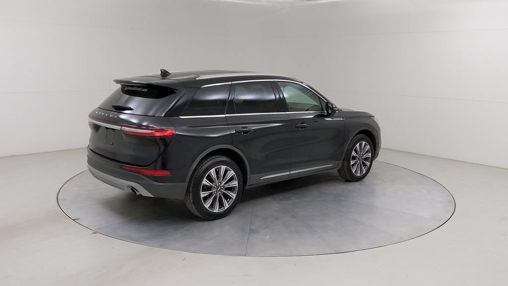 Used 2021 Lincoln Corsair Reserve FWD image 14