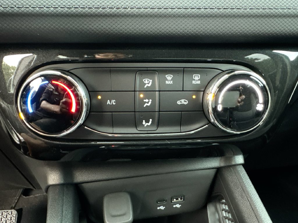 New 2026 Chevrolet TrailBlazer LT w/ Midnight Edition FWD image 25