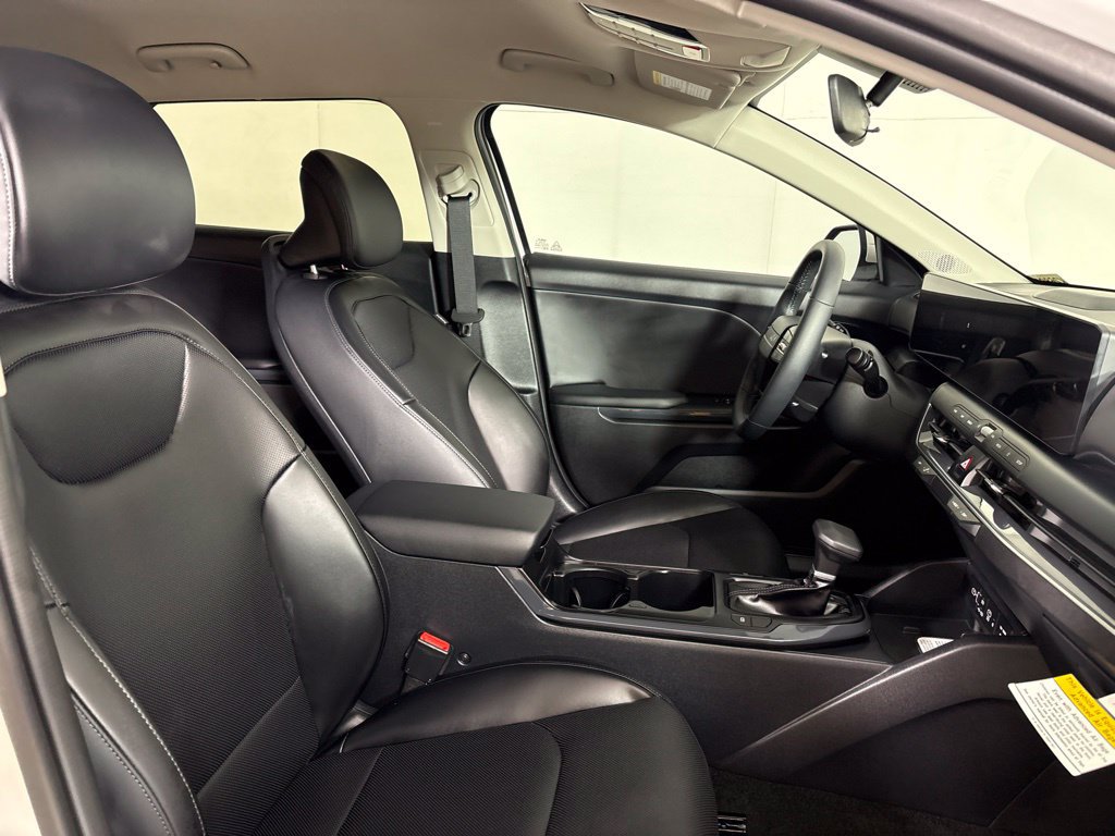 New 2026 Kia K4 EX FWD image 19