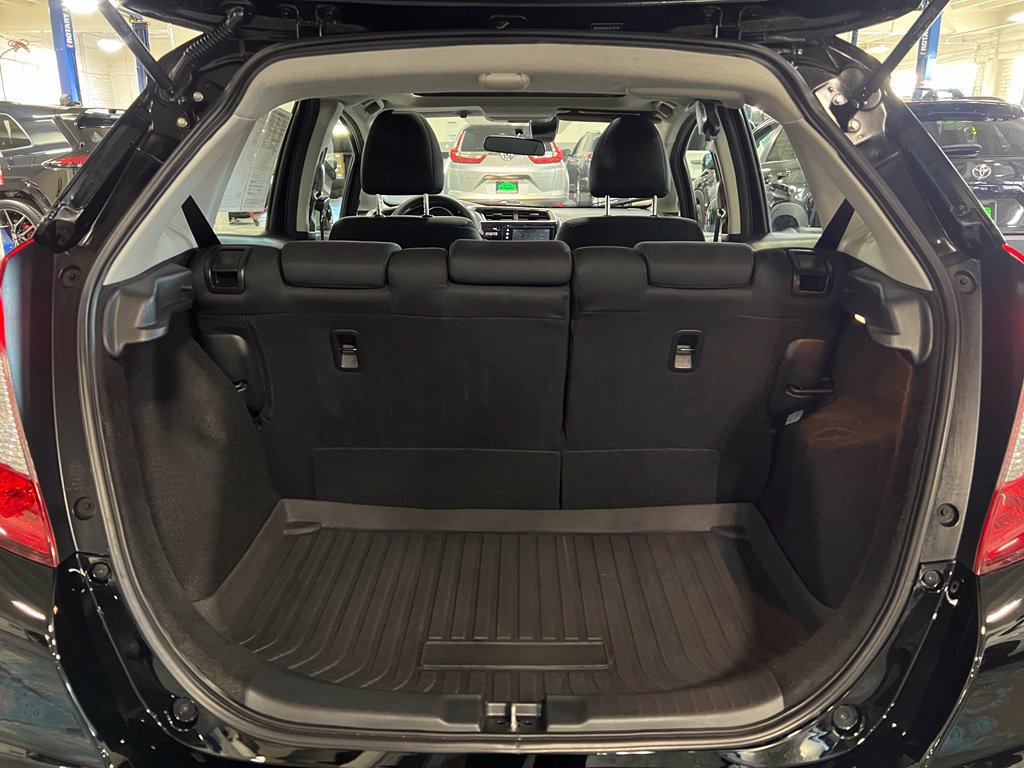 Used 2020 Honda Fit EX image 36