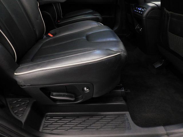 Used 2024 Hyundai Palisade Limited image 35