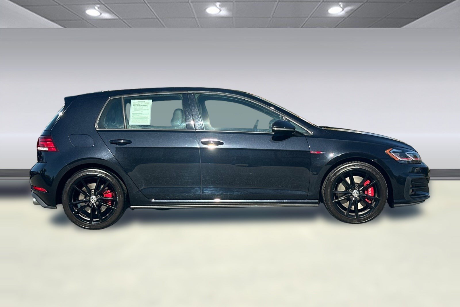 Used 2021 Volkswagen Golf 4-Door FWD image 7
