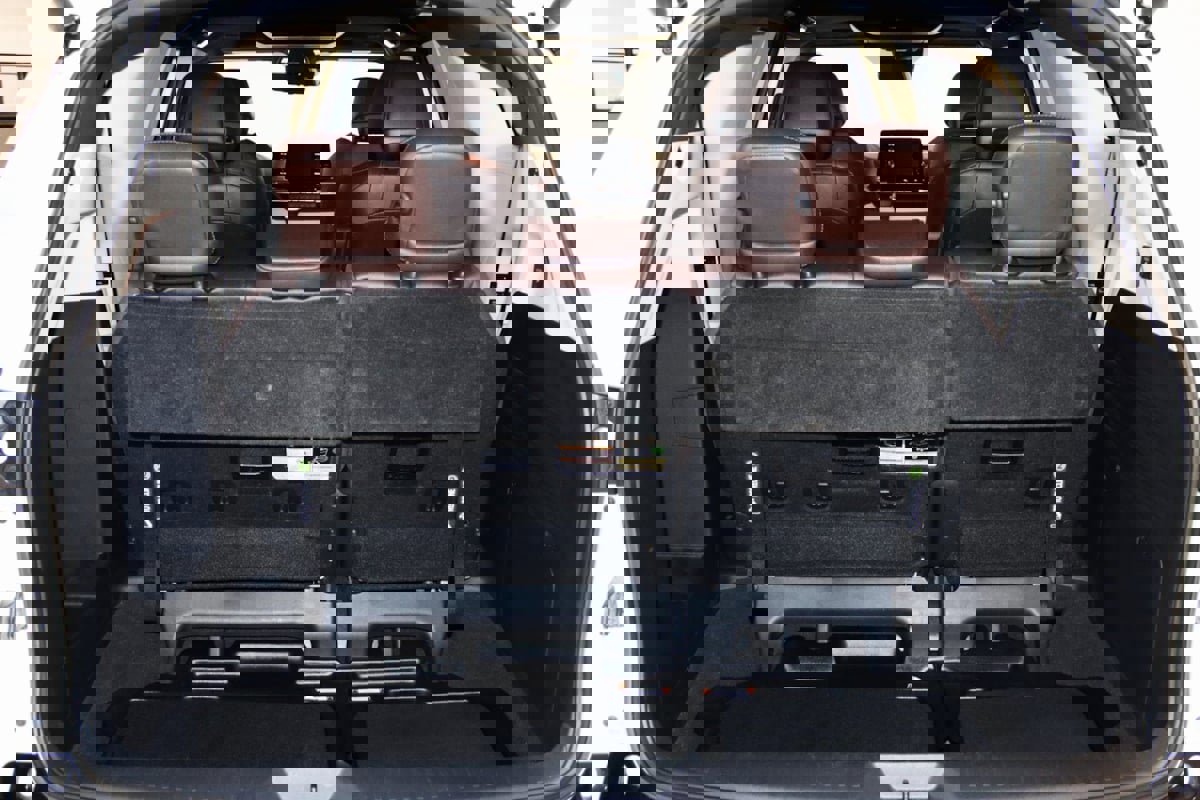 Used 2022 Toyota Sienna Platinum image 64