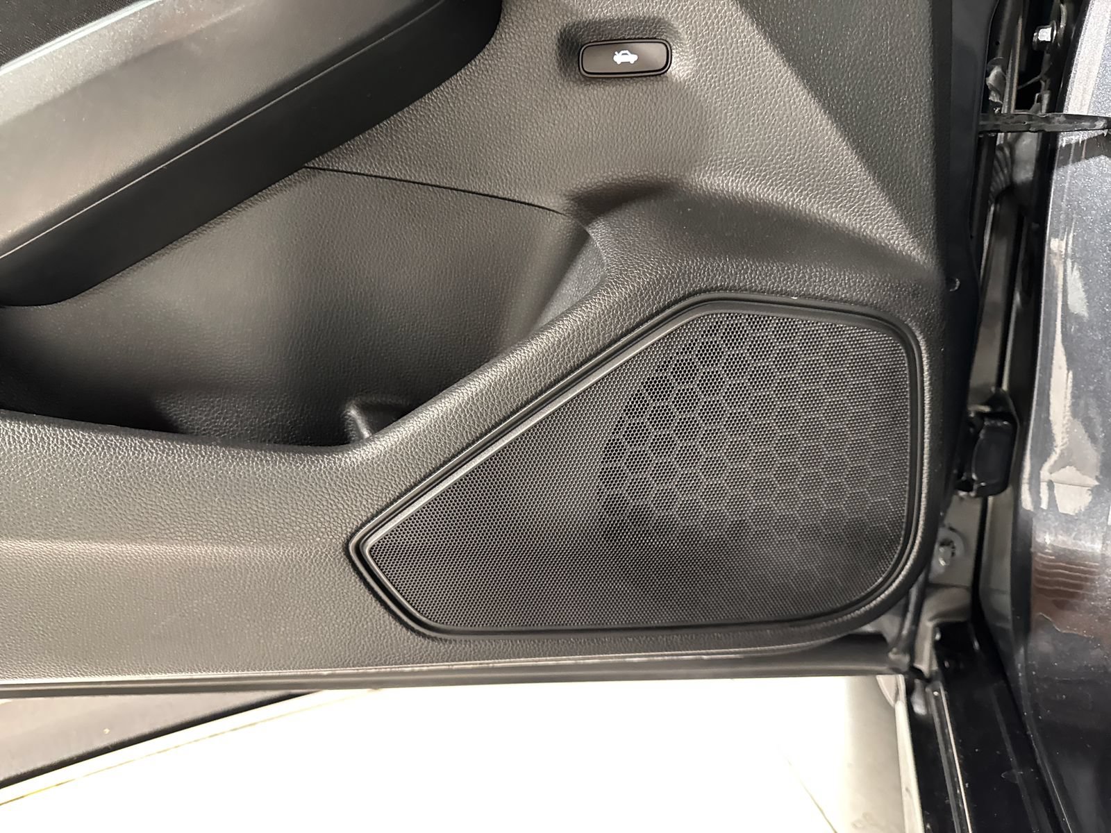 Used 2022 Honda Civic EX image 21
