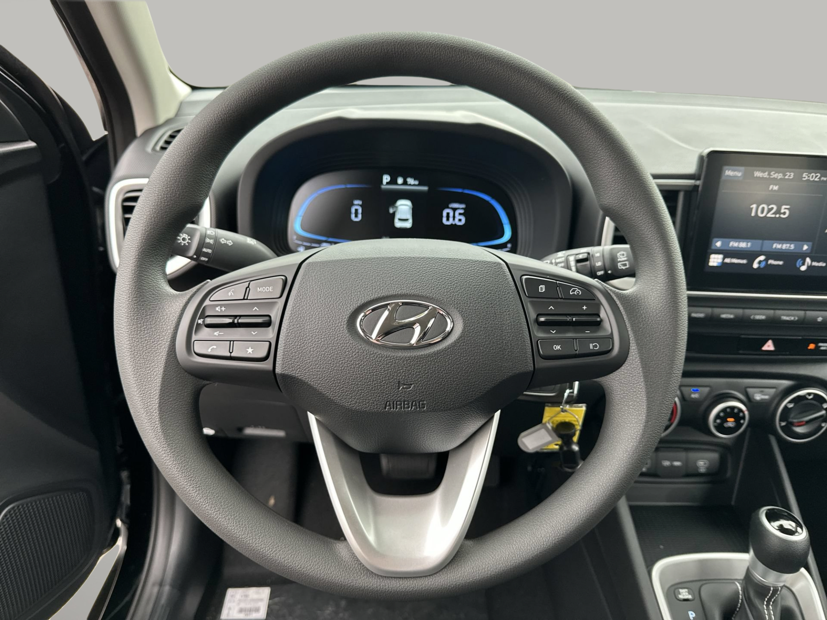 New 2026 Hyundai Venue SE FWD image 11