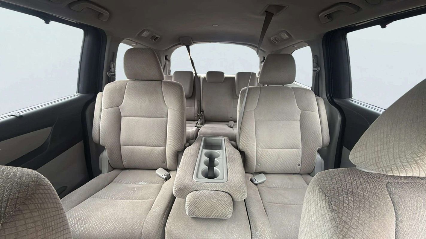 Used 2016 Honda Odyssey SE image 16