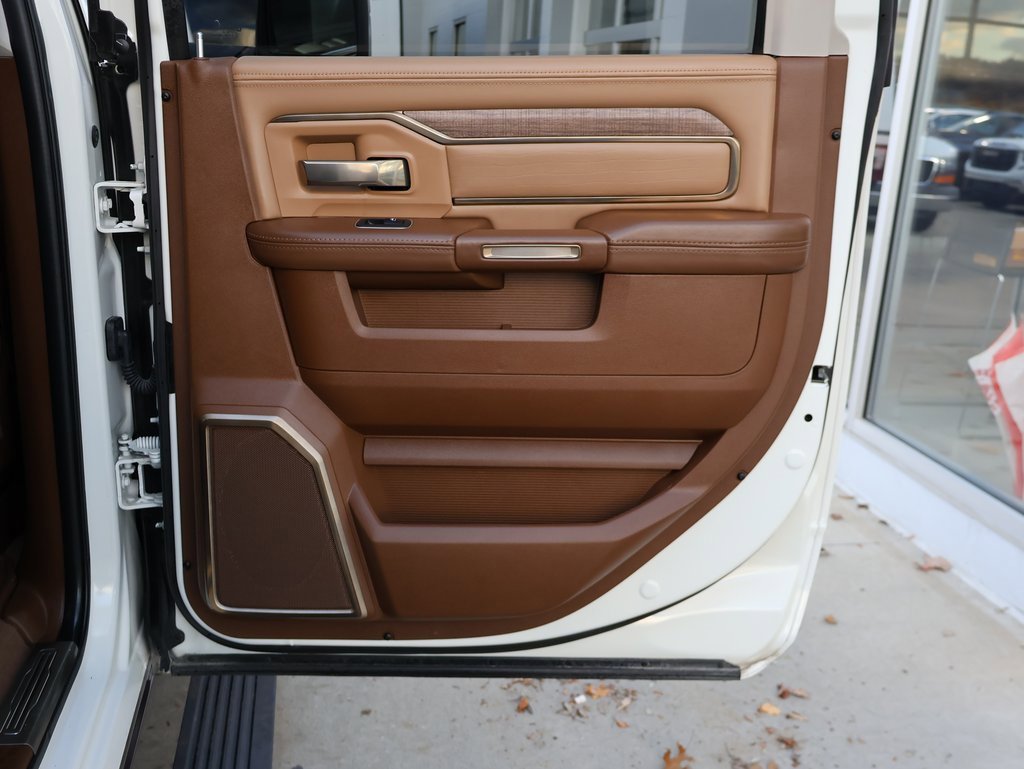 Used 2024 RAM 2500 Limited w/ Towing Technology Group image 38