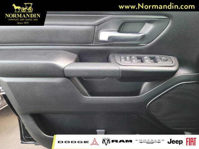 Used 2026 RAM 1500 Express RWD image 15