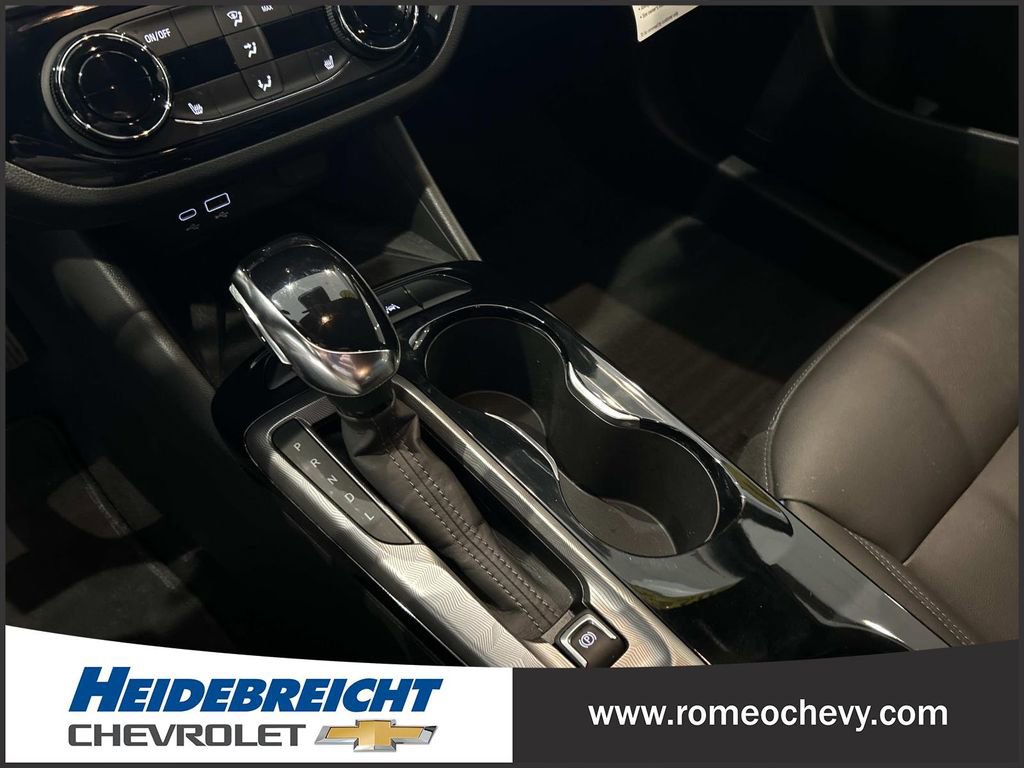 Certified 2024 Buick Envista Sport Touring w/ Convenience I Package FWD image 24