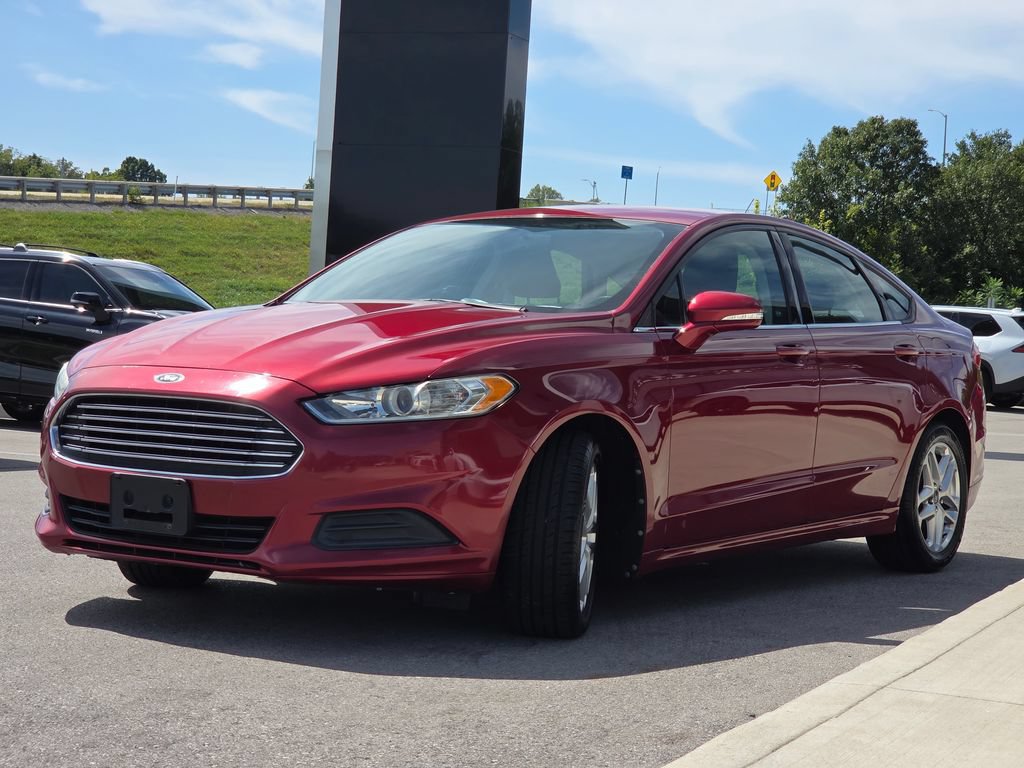Used 2013 Ford Fusion SE FWD image 17