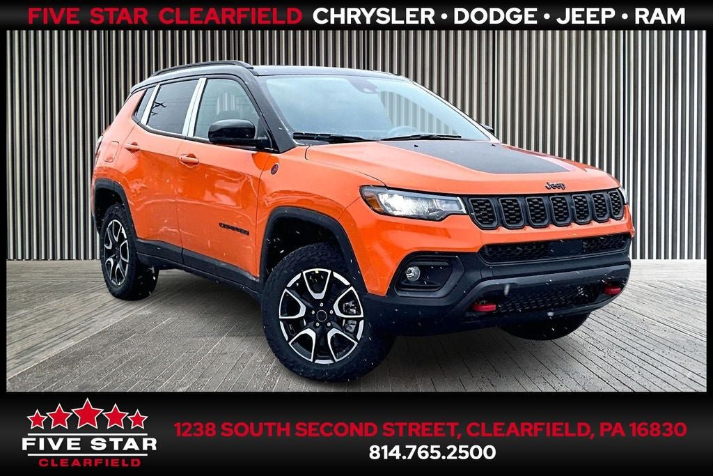 New 2026 Jeep Compass Trailhawk w/ Sun, Sound & Navigation Group AWD/4WD image 1