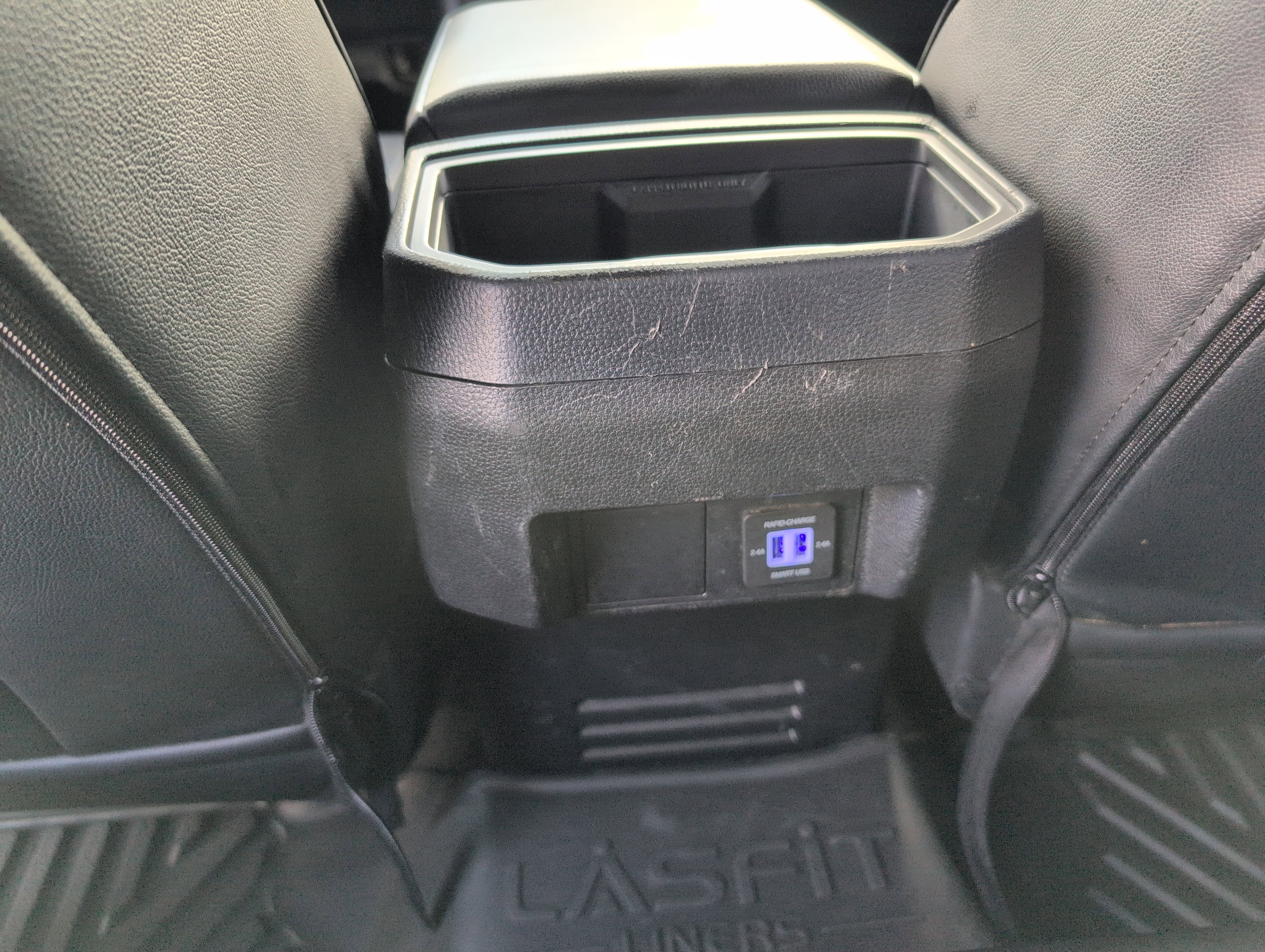 Used 2024 Toyota Tacoma SR5 AWD/4WD image 31