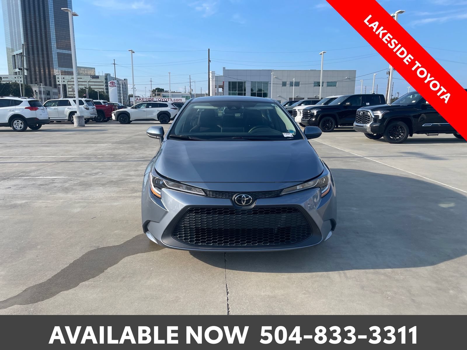 Used 2020 Toyota Corolla LE FWD image 8