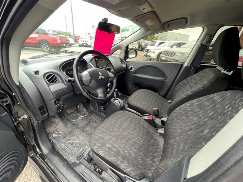 Used 2016 Mitsubishi i ES image 11