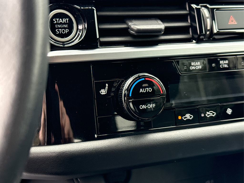 Used 2023 Nissan Pathfinder SL w/ Lighting Package (N92) AWD/4WD image 35