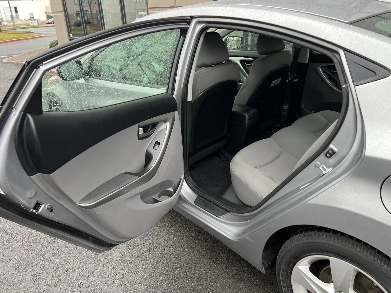 Used 2013 Hyundai Elantra GLS image 8