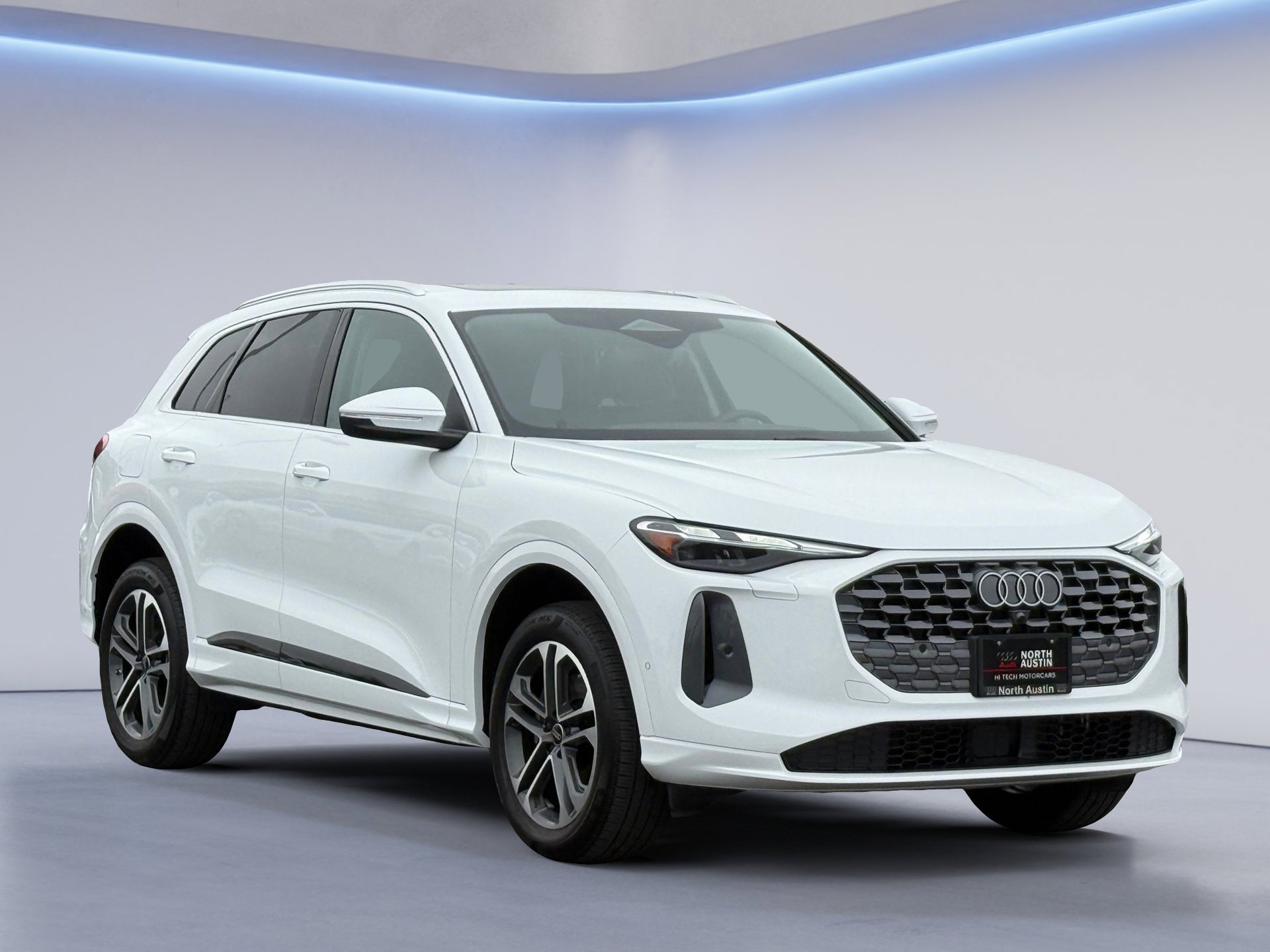 Certified 2025 Audi Q5 Premium w/ Convenience Package