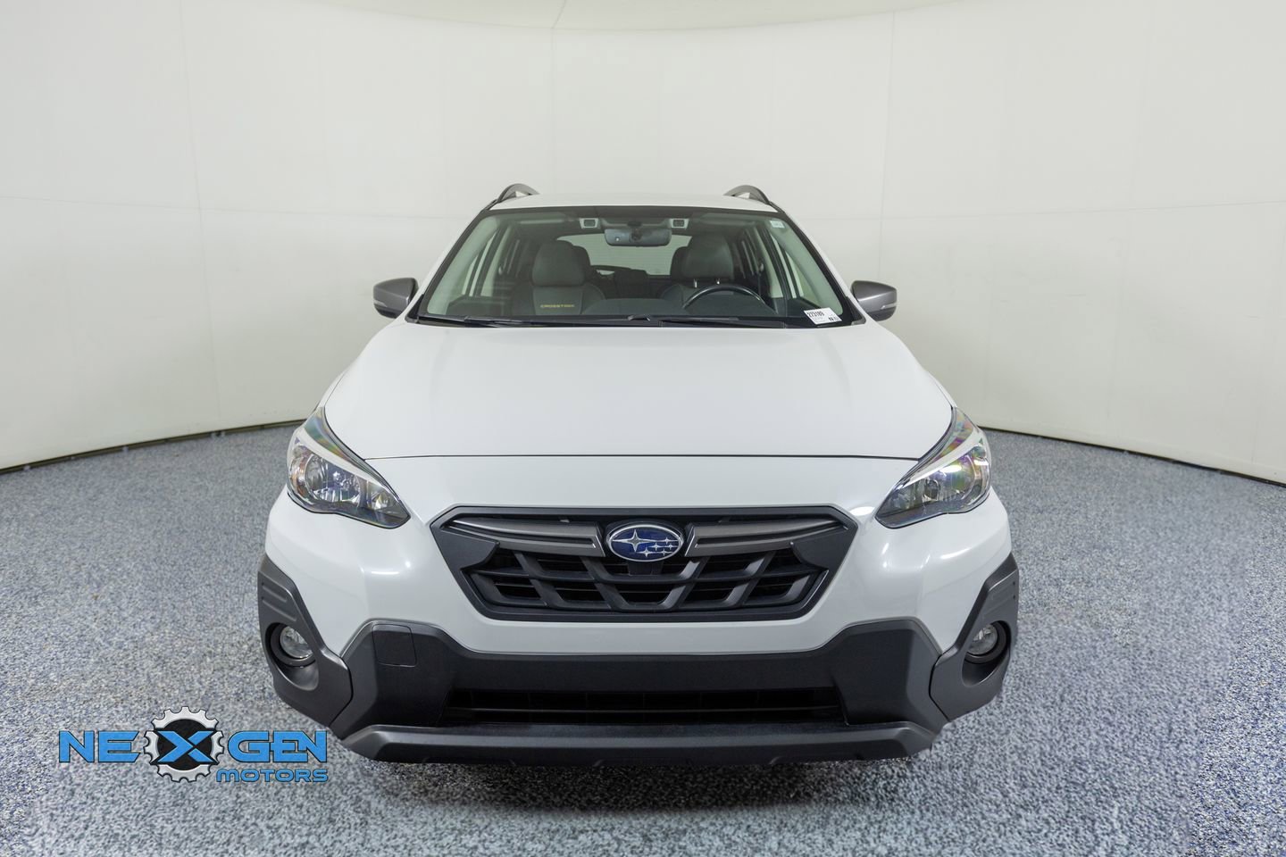Used 2022 Subaru Crosstrek 2.5i Sport AWD/4WD image 2