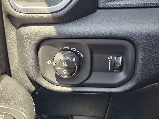 Certified 2025 RAM 2500 Big Horn AWD/4WD image 27