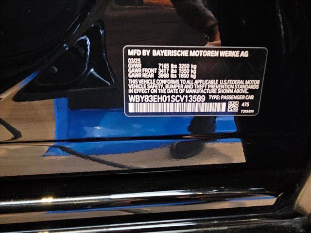 Used 2025 BMW i7 M70 image 19