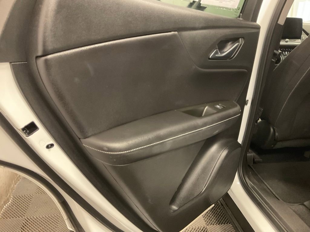 Used 2025 Chevrolet Blazer LT AWD/4WD image 28