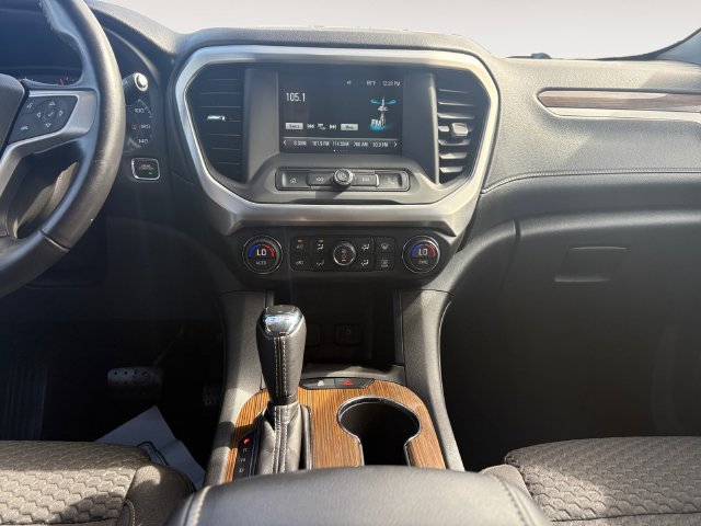 Used 2019 GMC Acadia SLE FWD image 11