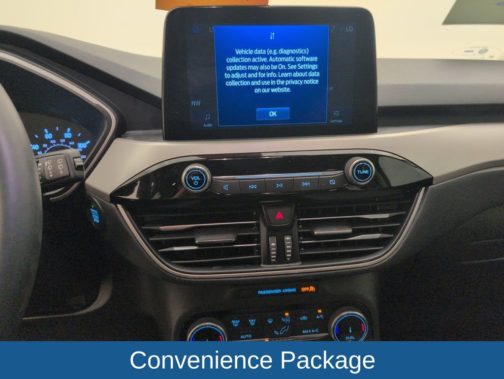 Used 2022 Ford Escape SE w/ SE Sport Appearance Package image 25