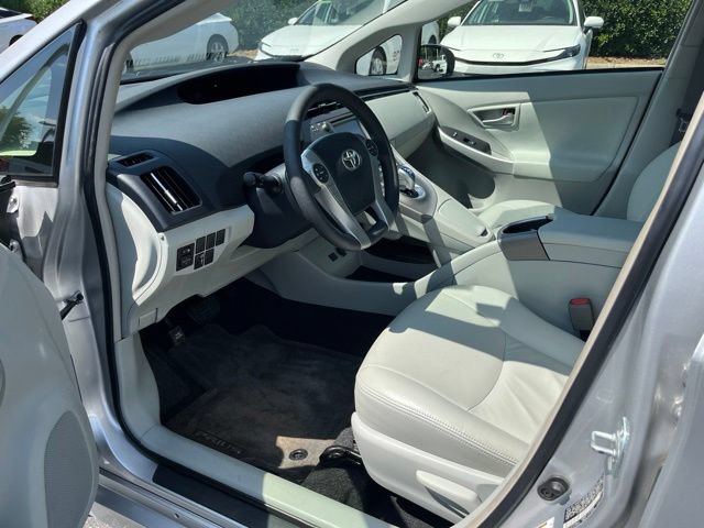 Used 2015 Toyota Prius Three FWD image 16