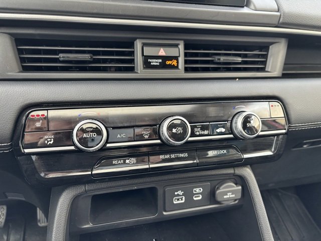 Certified 2025 Honda Pilot Touring image 19