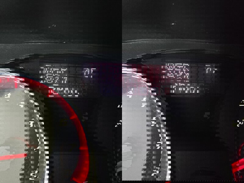 Used 2009 GMC Acadia SLT image 25