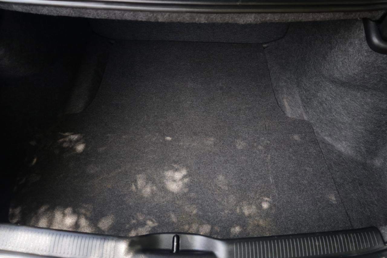 Used 2020 Dodge Charger R/T RWD image 18