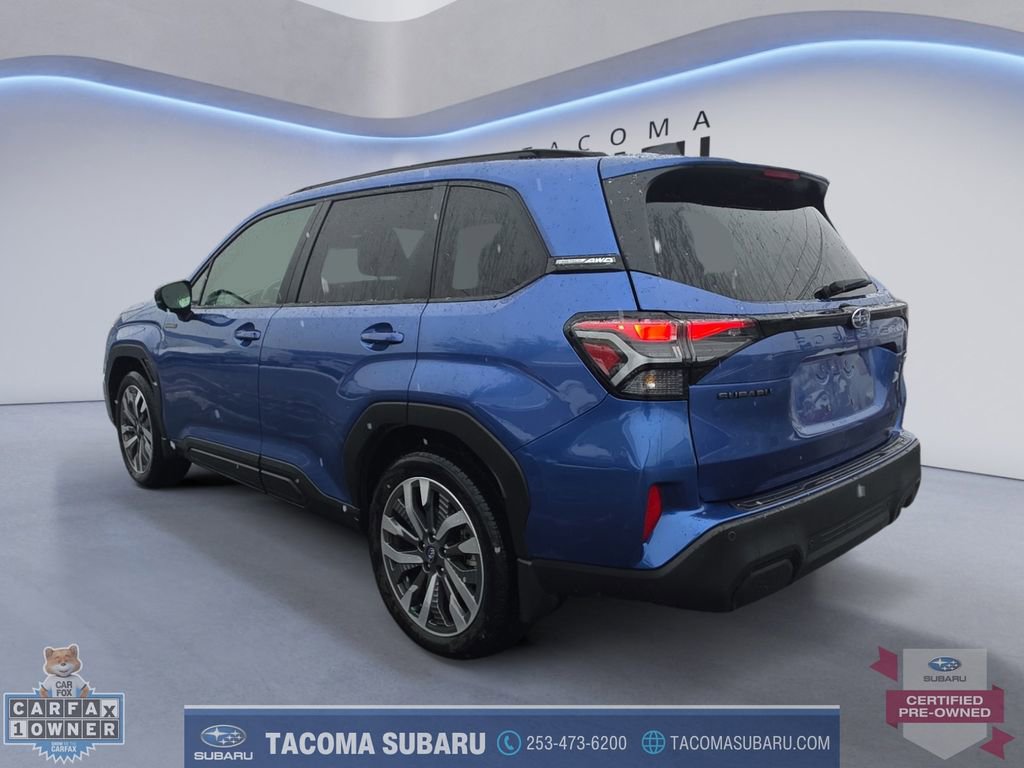 Used 2025 Subaru Forester Touring image 3
