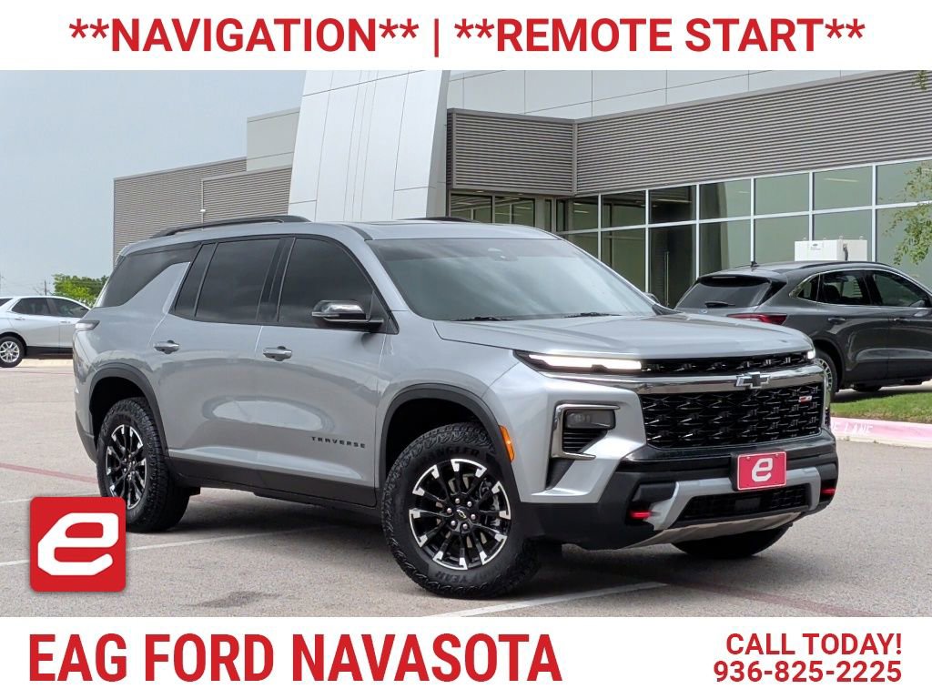 Used 2025 Chevrolet Traverse Z71 AWD/4WD image 1