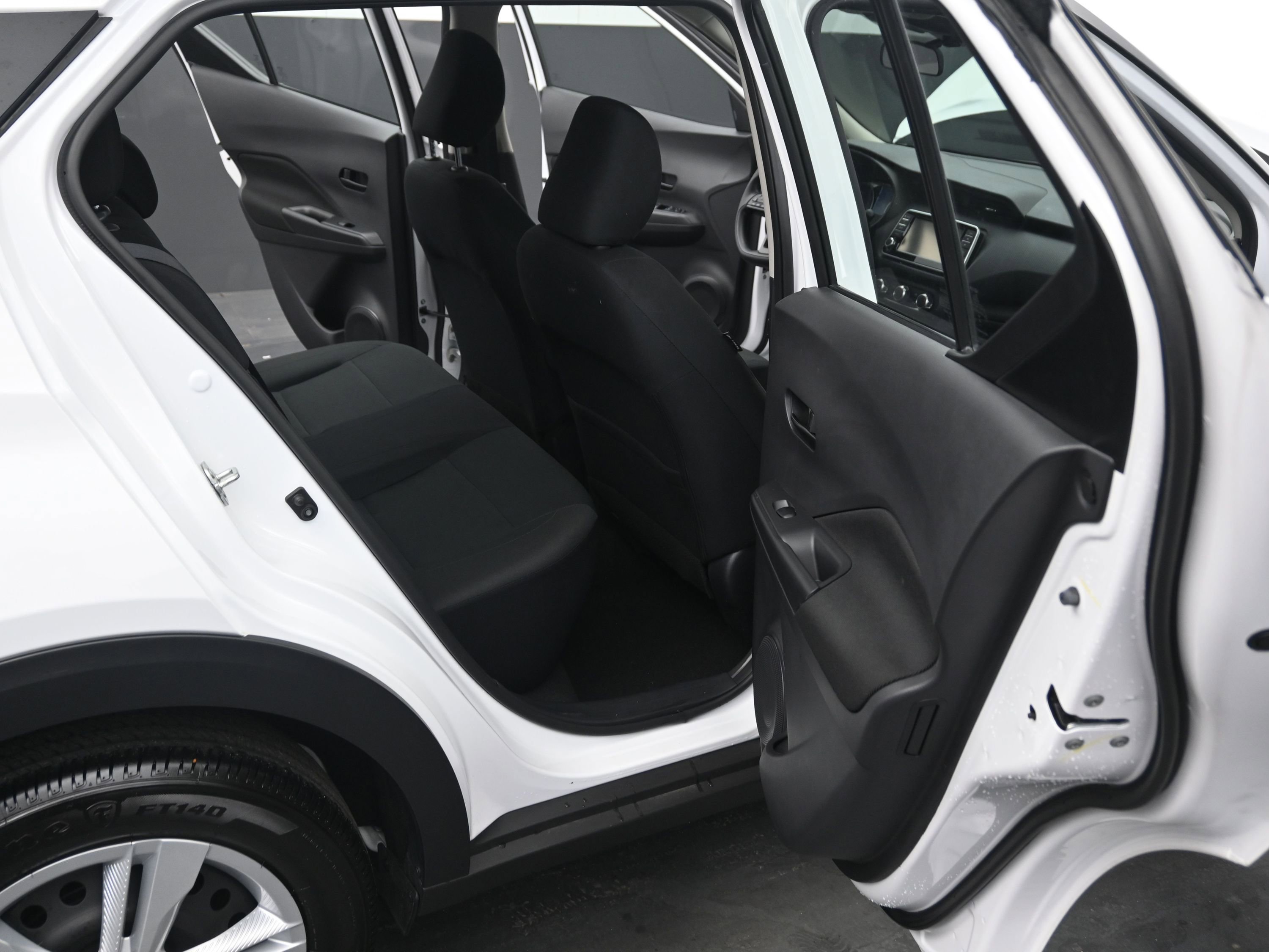 Certified 2025 Nissan Kicks Play S image 20