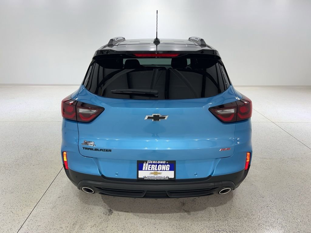 New 2026 Chevrolet TrailBlazer RS w/ Convenience Package FWD image 4