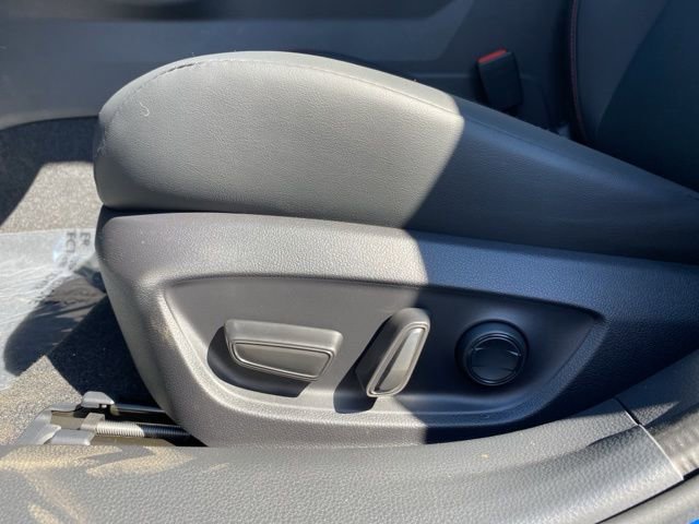 New 2025 Toyota Prius Plug-In Hybrid FWD image 30