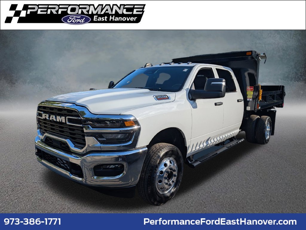 Used 2025 RAM 3500 Tradesman w/ Chrome Appearance Group AWD/4WD 360° Tour
