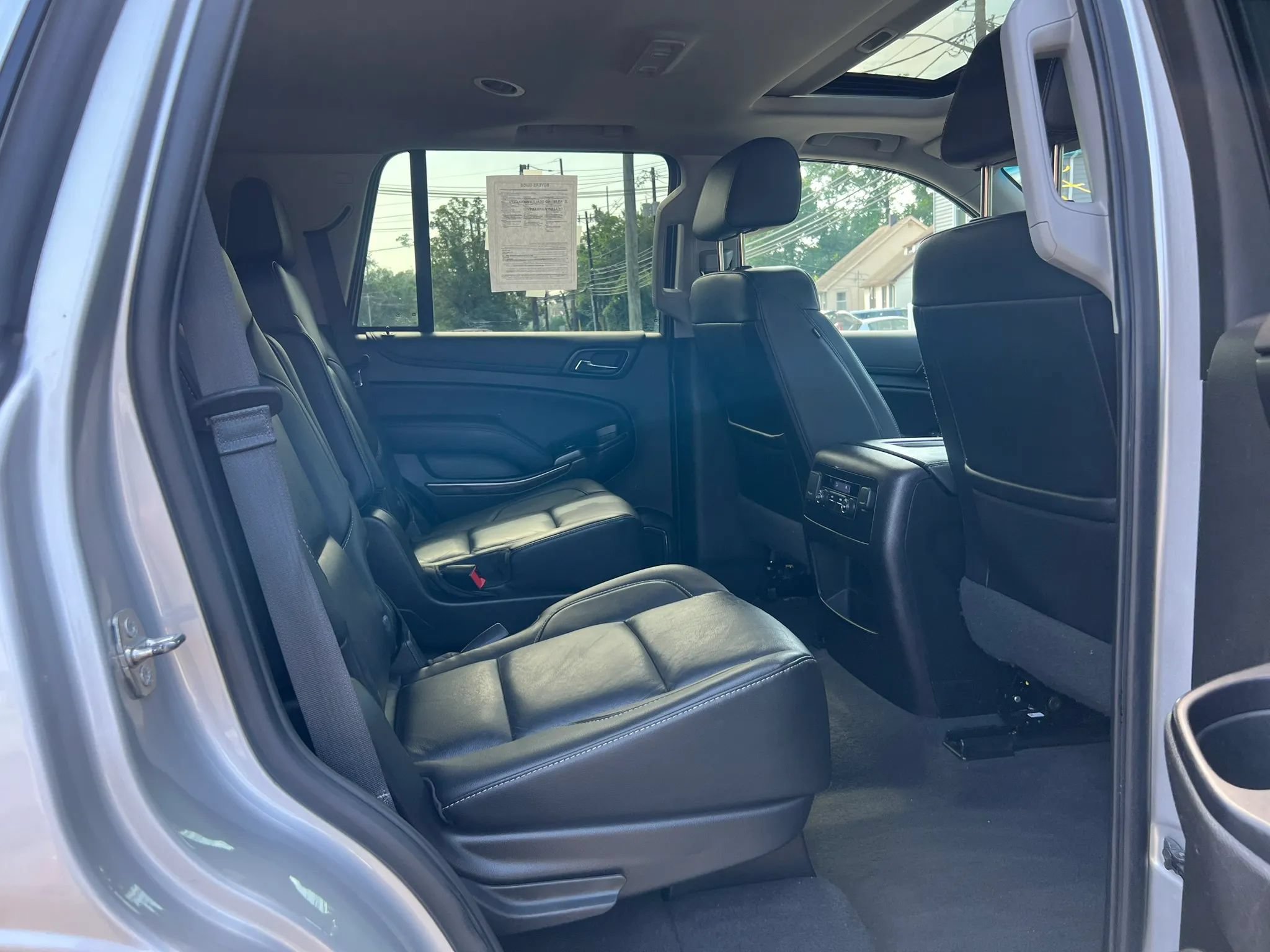 Used 2019 Chevrolet Tahoe LT AWD/4WD image 32
