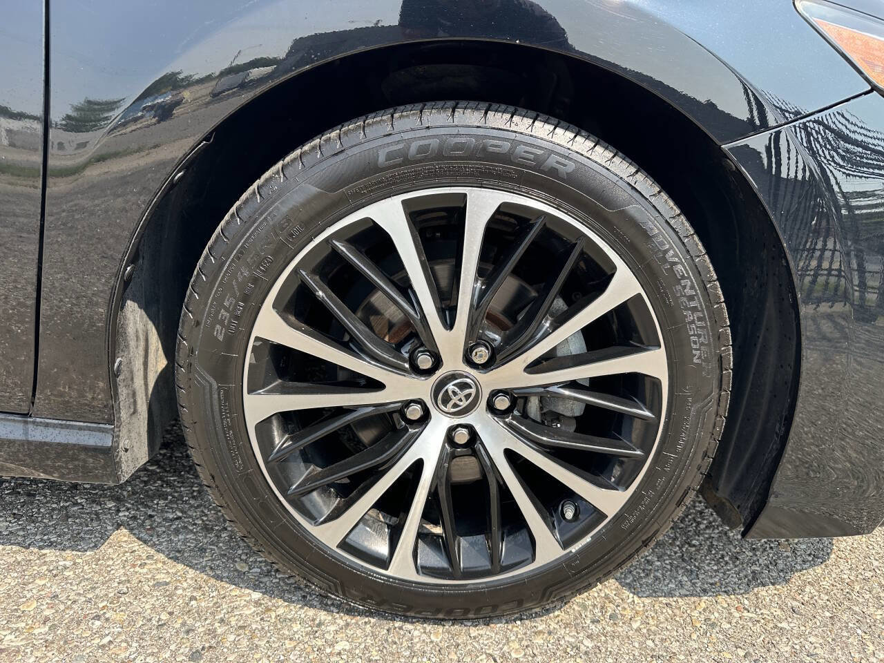 Used 2018 Toyota Camry SE image 10